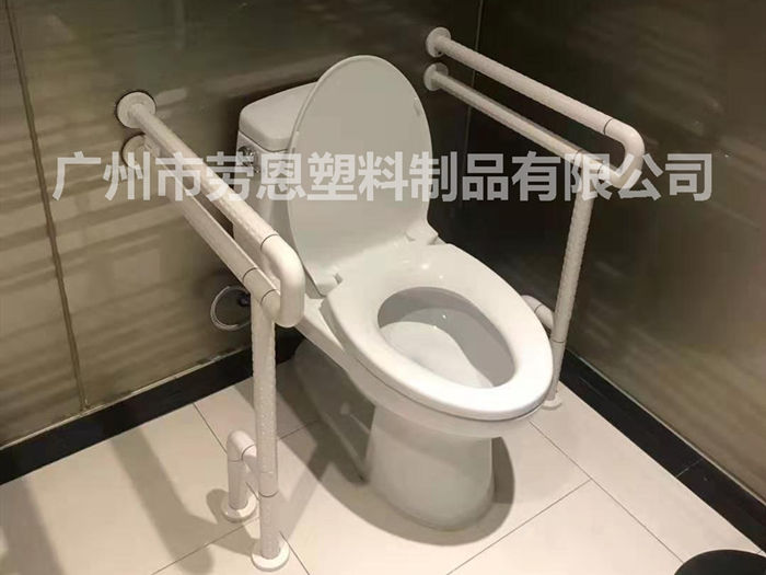 公共殘疾人廁所的衛(wèi)生間扶手和其他設施的具體尺寸是多少？