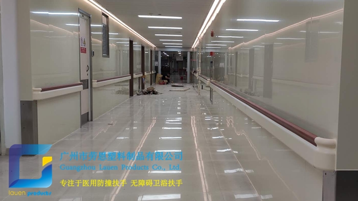 【廣東廣州】防撞扶手是用什么材料生產(chǎn)的？它的特點是什么？